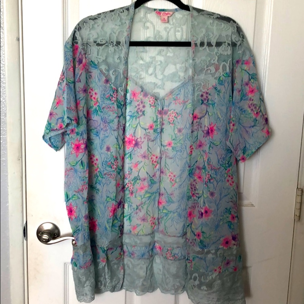 Candie’s floral kimono cardigan
